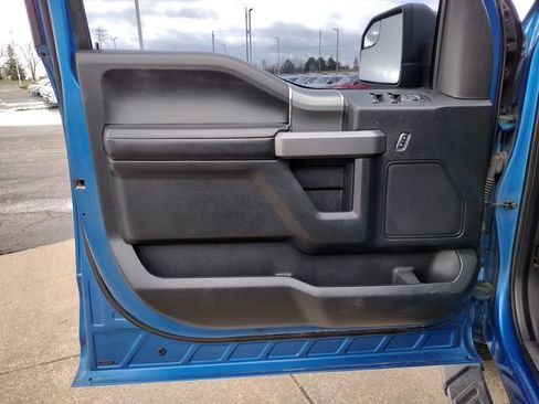 Used 2015 Ford F150 XLT w/ Equipment Group 302A Luxury AWD/4WD image 19