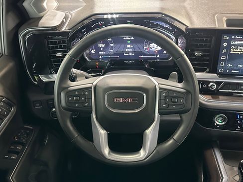 Used 2024 GMC Sierra 1500 SLT AWD/4WD image 13