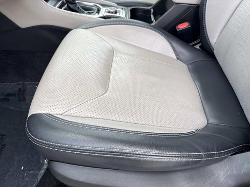 Used 2020 Subaru Forester Limited w/ Popular Package #3 image 26