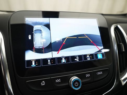 Used 2022 Chevrolet Equinox LT FWD image 20