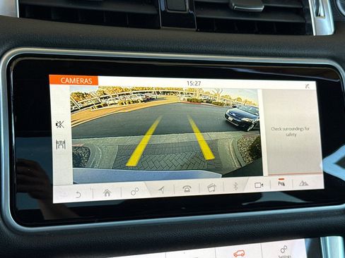 Used 2020 Land Rover Range Rover Sport HSE image 22