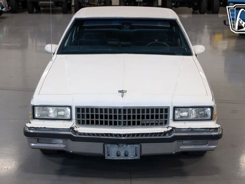 Used 1989 Chevrolet Caprice Classic Brougham image 2
