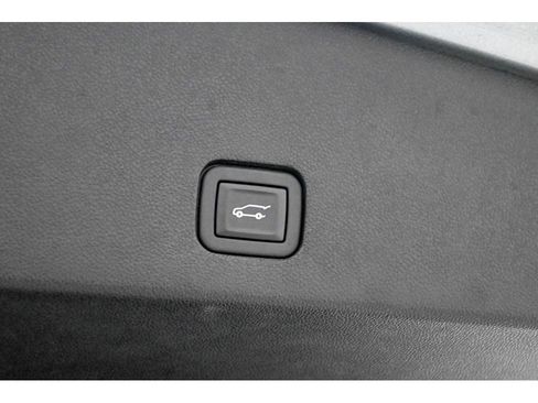 Used 2020 Cadillac XT6 Premium Luxury image 60