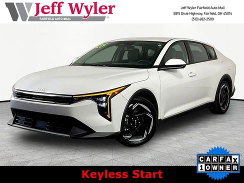 Used 2025 Kia K4 EX FWD image 1