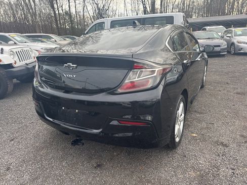 Used 2017 Chevrolet Volt LT w/ Comfort Package image 7