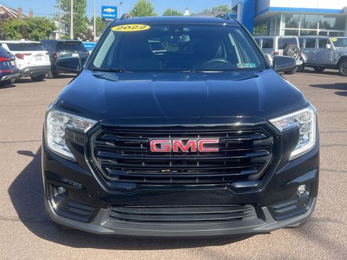 Used 2022 GMC Terrain SLT w/ Elevation Edition AWD/4WD image 2