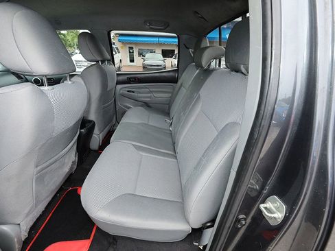 Used 2012 Toyota Tacoma PreRunner image 15
