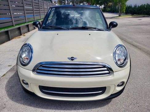 Used 2013 MINI Cooper Convertible image 9