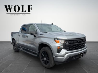 Used 2023 Chevrolet Silverado 1500 Custom w/ 2.7L Blackout Package