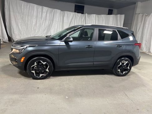 Used 2025 Kia Seltos S image 4