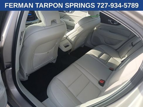Certified 2024 Volvo S60 B5 Plus FWD image 9
