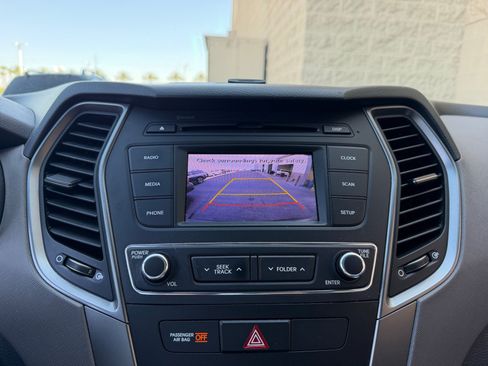Used 2018 Hyundai Santa Fe Sport FWD image 29