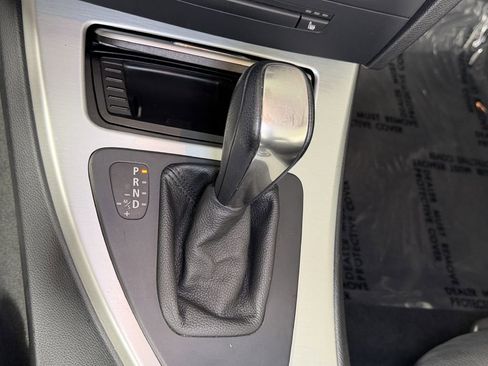 Used 2008 BMW 335i Convertible w/ Premium Pkg image 34