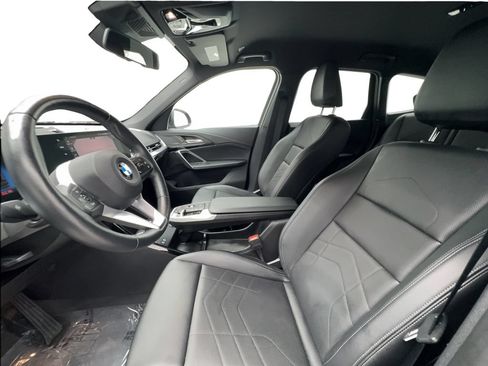 Used 2025 BMW X1 xDrive28i AWD/4WD image 19