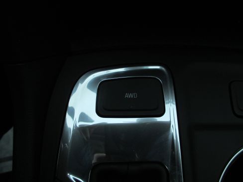 Used 2023 Chevrolet Equinox LT image 22