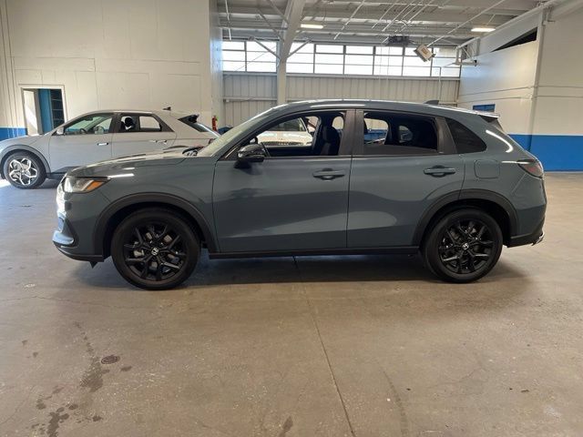 Used 2024 Honda HR-V Sport image 2