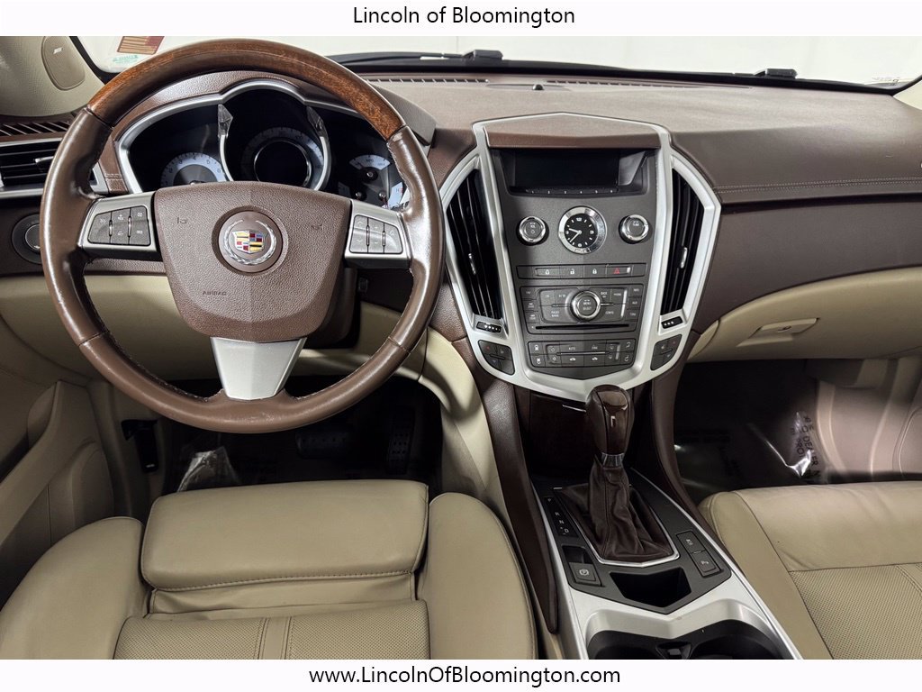 Used 2011 Cadillac SRX Luxury FWD image 16