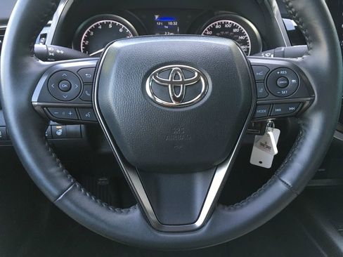 Used 2024 Toyota Camry SE FWD image 13