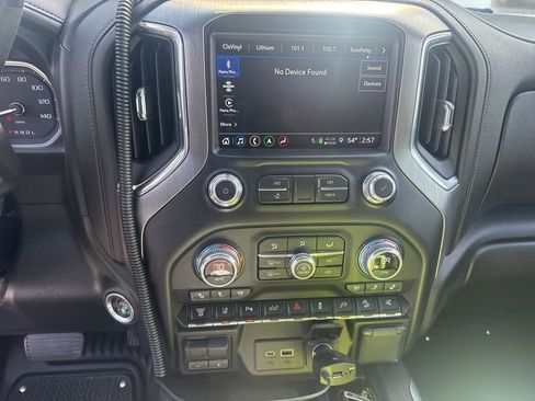 Used 2021 GMC Sierra 2500 Denali w/ Denali Black Diamond Edition image 12