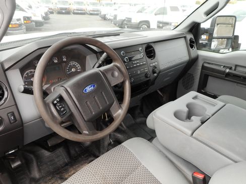 Used 2012 Ford F250 XL w/ PWR Equipment Group AWD/4WD image 18
