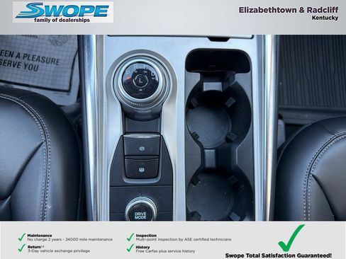 Used 2023 Ford Explorer XLT w/ Equipment Group 202A AWD/4WD image 24