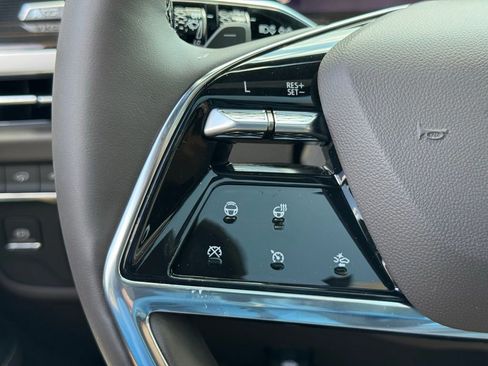 New 2026 Cadillac Escalade ESV Luxury w/ Touring Package image 26