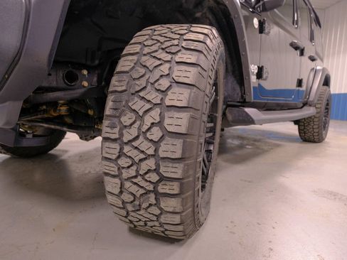 Used 2020 Jeep Wrangler Unlimited Sport S image 38