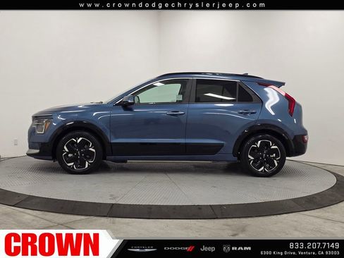 Used 2023 Kia Niro Wave FWD image 4