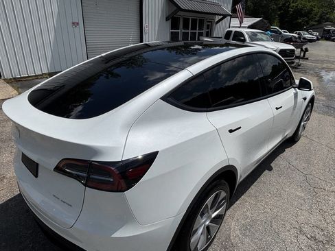 Used 2023 Tesla Model Y Long Range image 5