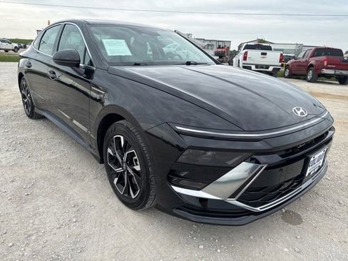 Used 2025 Hyundai Sonata SEL FWD image 7