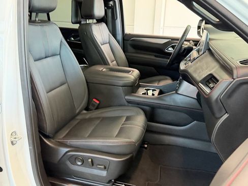 Used 2023 Chevrolet Tahoe RST w/ Luxury Package AWD/4WD image 16