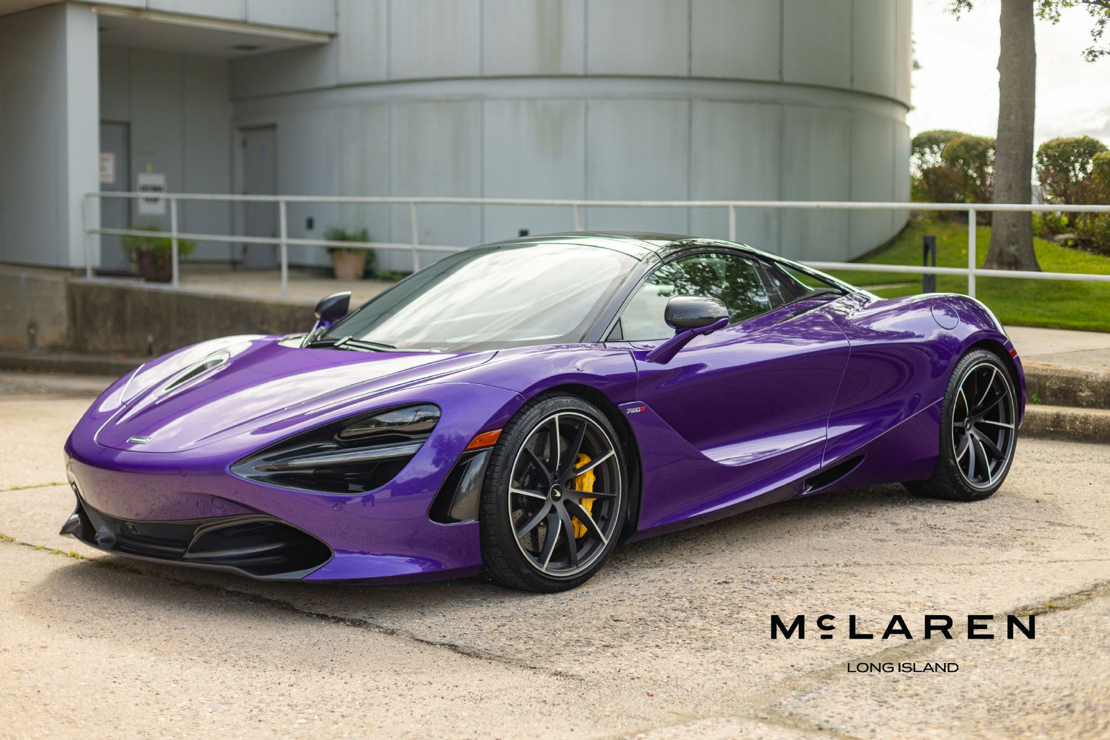 Used 2020 McLaren 720S Performance RWD image 1