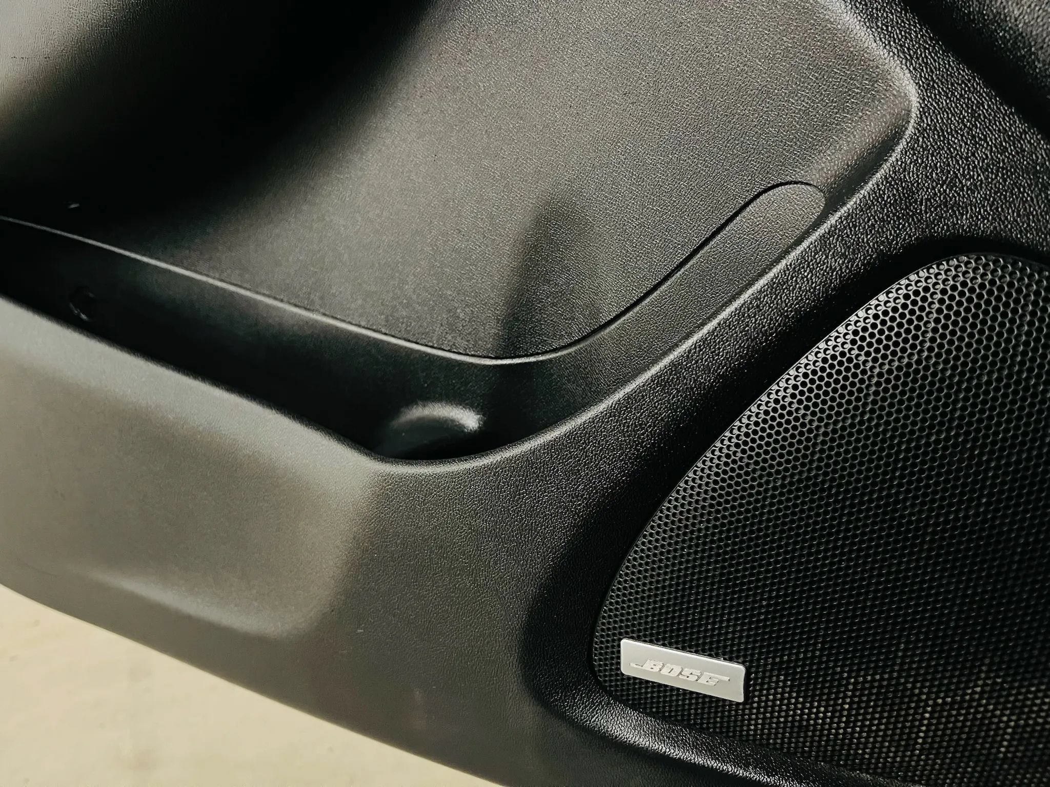Used 2018 Chevrolet Malibu LT w/ Leather Package FWD image 19