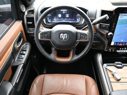 Used 2023 RAM 2500 Limited image 25