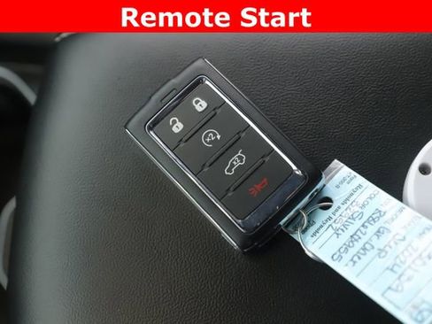 Used 2024 Jeep Grand Cherokee L Laredo w/ Luxury Tech Group I image 3