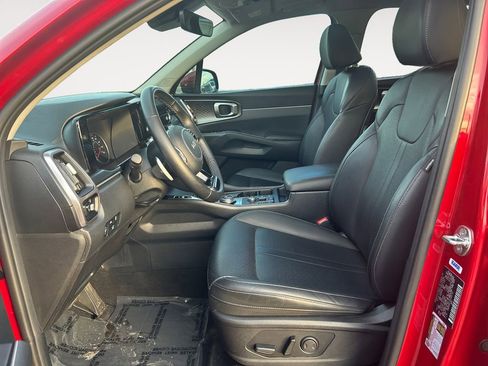 Used 2023 Kia Sorento EX w/ Panoramic Sunroof Package image 15