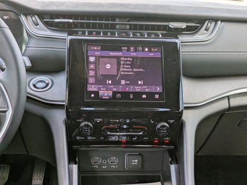 New 2025 Jeep Grand Cherokee L Altitude AWD/4WD image 16