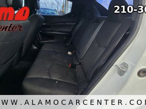 Used 2013 Dodge Avenger SE FWD image 27