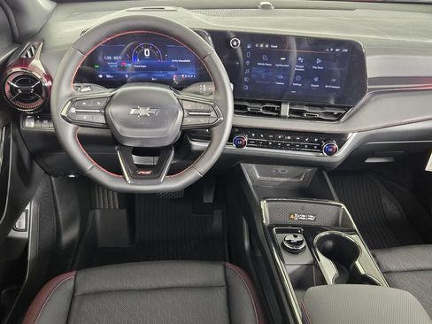 New 2026 Chevrolet Equinox RS w/ Convenience Package III FWD image 30