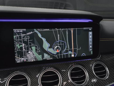 Used 2018 Mercedes-Benz E 63 AMG S image 63
