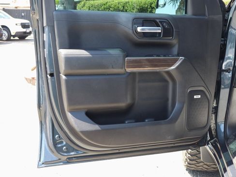 Used 2020 Chevrolet Silverado 1500 RST w/ All-Star Edition image 15