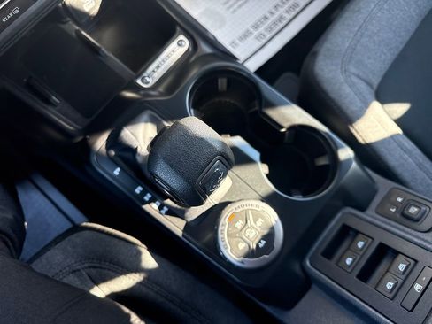 Used 2025 Ford Bronco 4-Door w/ Sasquatch Package image 40