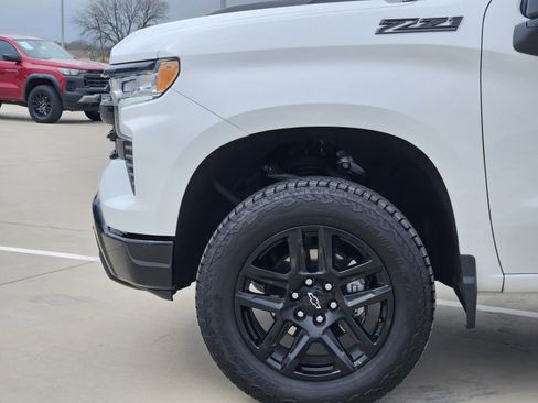 New 2026 Chevrolet Silverado 1500 LT Trail Boss w/ Convenience Package II image 13