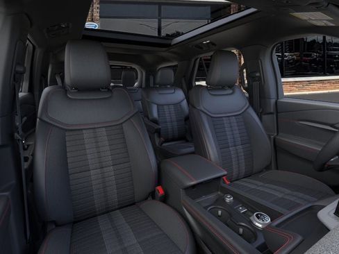 New 2026 Ford Explorer ST-Line w/ ST-Line Street Pack AWD/4WD image 10