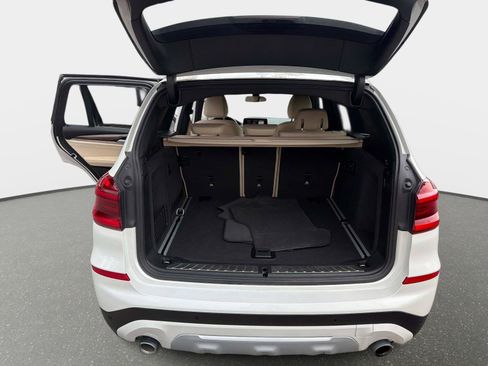 Used 2019 BMW X3 xDrive30i w/ Premium Package image 12