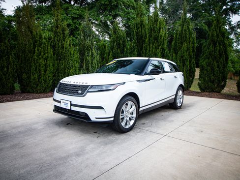 Used 2026 Land Rover Range Rover Velar S AWD/4WD image 5