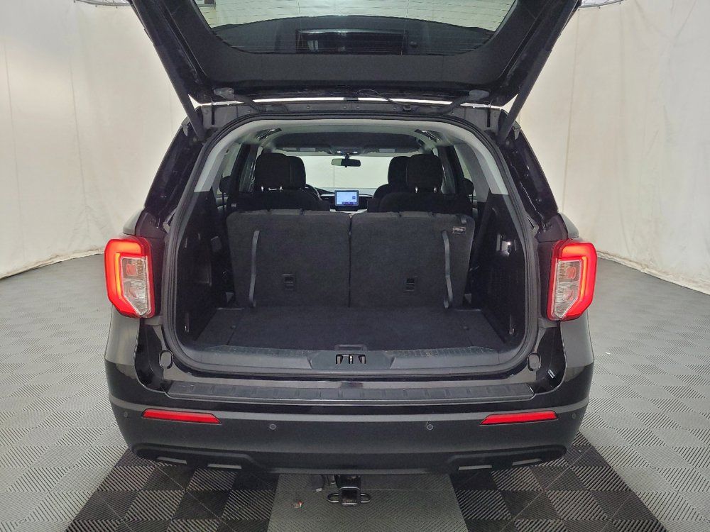 Used 2021 Ford Explorer XLT AWD/4WD image 29
