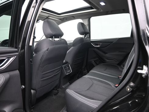 Used 2022 Subaru Forester Premium AWD/4WD image 27
