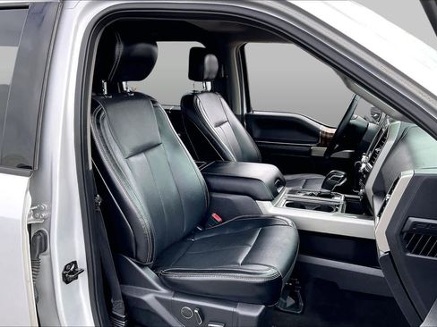 Used 2018 Ford F150 Lariat RWD image 9