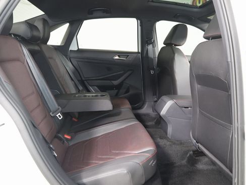 Used 2024 Volkswagen Jetta GLI Autobahn image 14